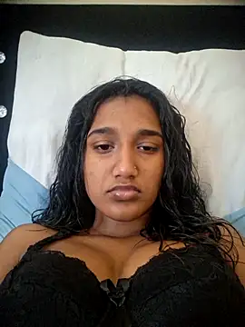 Snapshot of indianpink_lips chatting on November 15, 2025, 11:36 am indianpink lips online show from November 15, 2025, 11:36 am