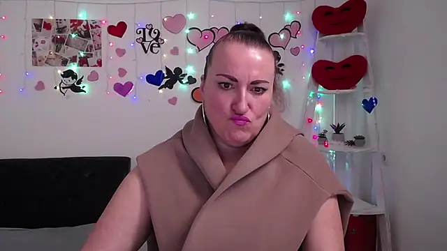 Snapshot of DianaMGG chatting on March 2, 2025, 12:25 pm DianaMGG online show from March 2, 2025, 12:25 pm