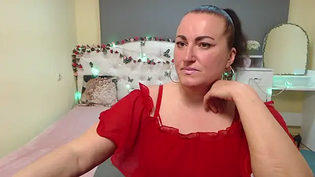 Snapshot of DianaMGG chatting on March 23, 2026, 7:08 am DianaMGG online show from March 23, 2026, 7:08 am