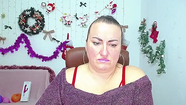 Snapshot of DianaMGG chatting on January 7, 2026, 6:18 am DianaMGG online show from January 7, 2026, 6:18 am