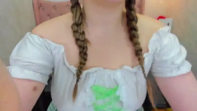 Snapshot of Lianngrace chatting on May 9, 2026, 2:31 pm Lianngrace online show from May 9, 2026, 2:31 pm