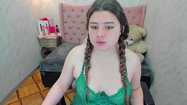 Snapshot of Lianngrace chatting on May 29, 2026, 3:18 pm Lianngrace online show from May 29, 2026, 3:18 pm