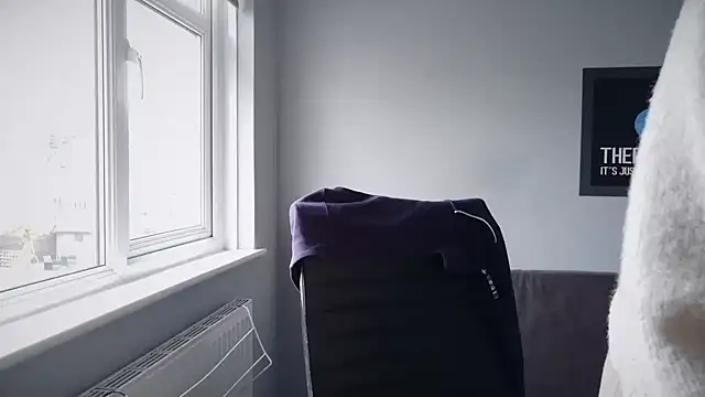 Snapshot of eatmypie69 chatting on April 3, 2026, 1:28 pm eatmypie69 online show from April 3, 2026, 1:28 pm