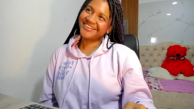 ZahraRose online show from December 20, 2025, 10:18 am