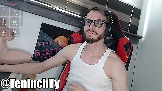 Snapshot of teninchty chatting on January 14, 2026, 7:39 pm teninchty online show from January 14, 2026, 7:39 pm