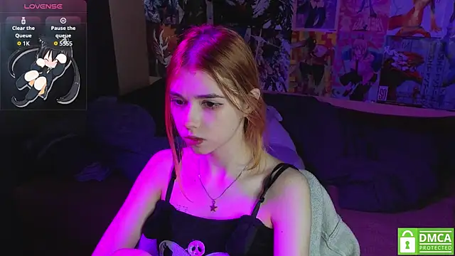 Snapshot of YumikoMori chatting on October 4, 2025, 11:12 am YumikoMori online show from October 4, 2025, 11:12 am