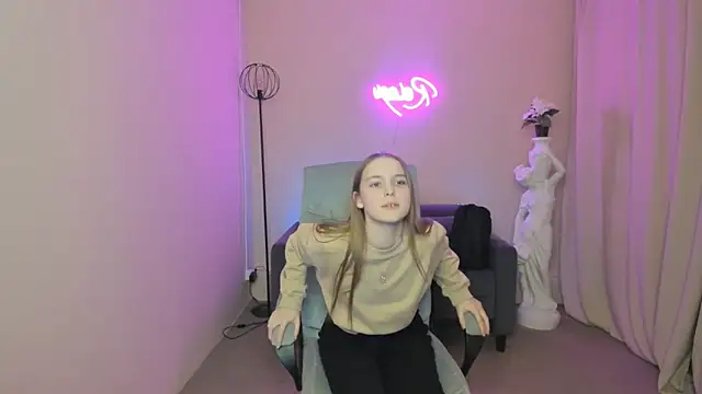 TaiteHankins online show from February 14, 2025, 3:05 pm