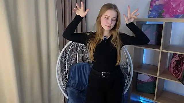 TaiteHankins online show from February 20, 2025, 10:59 am