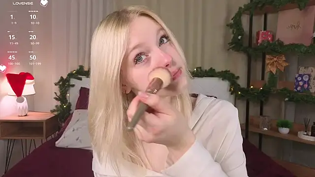 EdlaHewell online show from December 19, 2025, 1:20 am