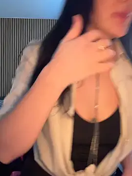 Snapshot of YoungHotMilf97 chatting on February 3, 2026, 8:41 am YoungHotMilf97 online show from February 3, 2026, 8:41 am