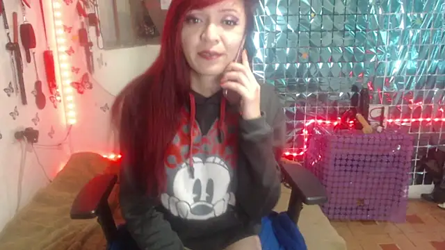 Snapshot of Meghan_sex777 chatting on March 18, 2025, 1:46 am Meghan sex777 online show from March 18, 2025, 1:46 am