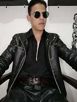 Snapshot of Mr-Eros-Master chatting on March 10, 2025, 7:18 pm Mr-Eros-Master online show from March 10, 2025, 7:18 pm