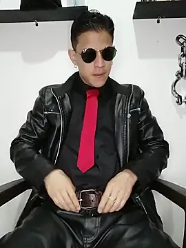 Snapshot of Mr-Eros-Master chatting on March 1, 2025, 10:10 pm Mr-Eros-Master online show from March 1, 2025, 10:10 pm