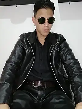 Snapshot of Mr-Eros-Master chatting on February 23, 2025, 3:29 pm Mr-Eros-Master online show from February 23, 2025, 3:29 pm