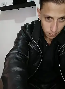Snapshot of Mr-Eros-Master chatting on February 22, 2025, 7:25 pm Mr-Eros-Master online show from February 22, 2025, 7:25 pm
