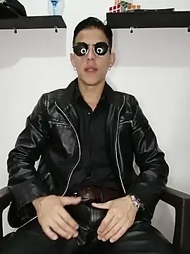 Snapshot of Mr-Eros-Master chatting on February 25, 2025, 12:16 pm Mr-Eros-Master online show from February 25, 2025, 12:16 pm