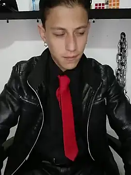 Snapshot of Mr-Eros-Master chatting on March 15, 2025, 6:32 pm Mr-Eros-Master online show from March 15, 2025, 6:32 pm