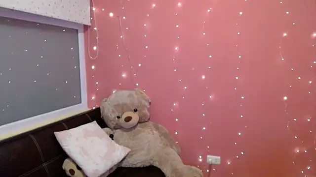 Snapshot of morahaze chatting on February 27, 2025, 10:11 am morahaze online show from February 27, 2025, 10:11 am