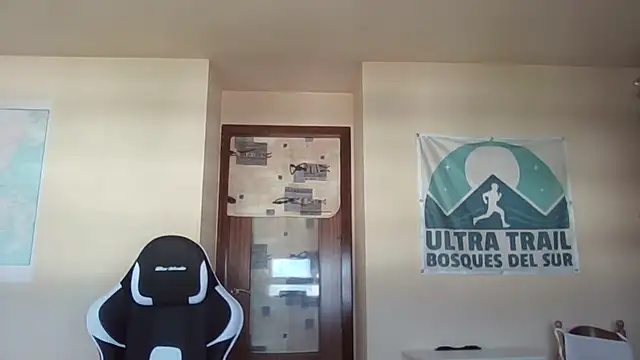 llopaco online show from May 11, 2026, 4:04 pm