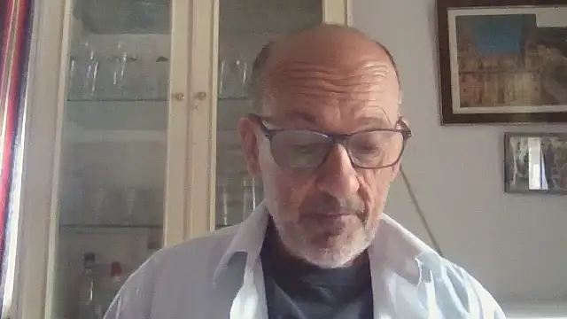 Snapshot of llopaco chatting on October 10, 2025, 3:02 pm llopaco online show from October 10, 2025, 3:02 pm