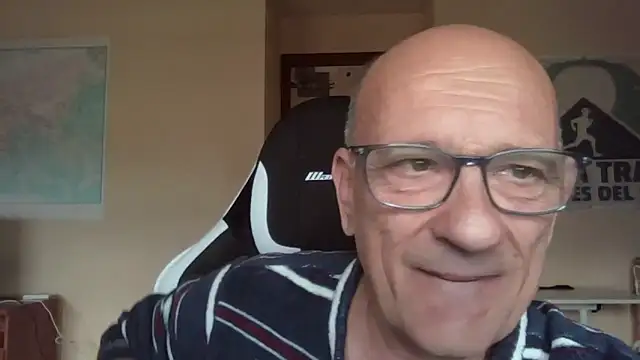 llopaco online show from May 17, 2026, 4:51 pm
