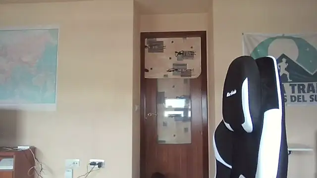 Snapshot of llopaco chatting on February 7, 2026, 12:24 pm llopaco online show from February 7, 2026, 12:24 pm