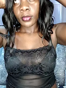 Snapshot of Nubian_aszz chatting on September 16, 2025, 6:03 am Nubian aszz online show from September 16, 2025, 6:03 am