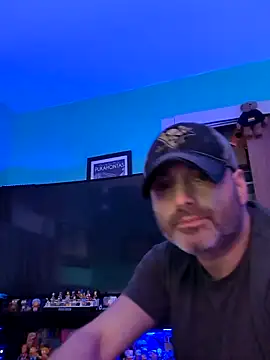 Novabear6996 online show from May 30, 2026, 1:12 am