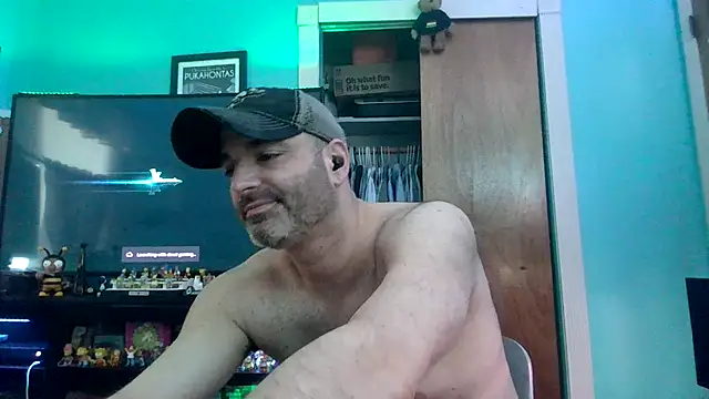 Novabear6996 online show from June 24, 2026, 7:33 pm