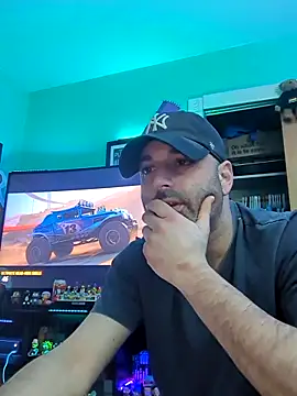 Snapshot of Novabear6996 chatting on January 6, 2026, 6:39 am Novabear6996 online show from January 6, 2026, 6:39 am