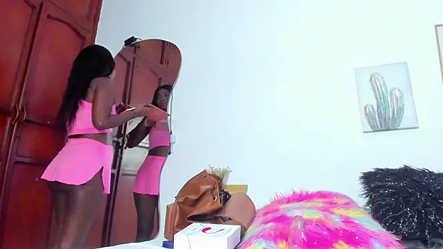 Snapshot of naomy_68 chatting on March 7, 2025, 8:00 pm naomy 68 online show from March 7, 2025, 8:00 pm