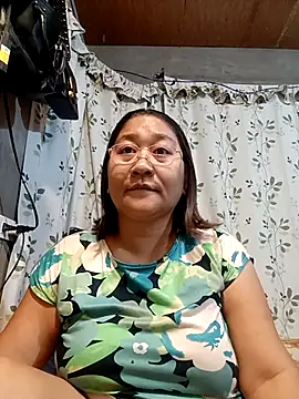 hotchubby88 online show from October 27, 2025, 10:44 pm