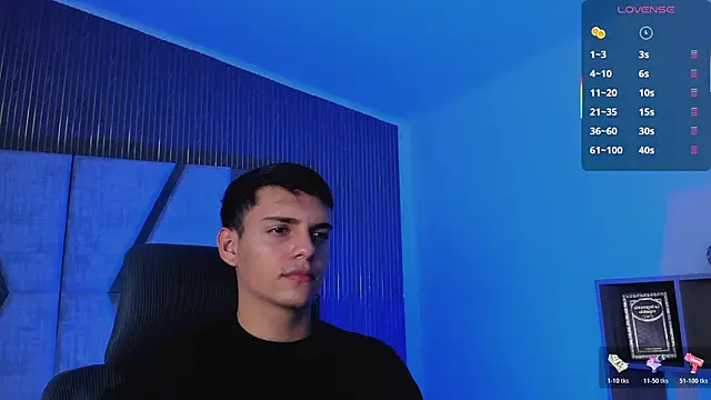 Snapshot of JacobRoberts1 chatting on October 21, 2025, 8:19 pm JacobRoberts1 online show from October 21, 2025, 8:19 pm