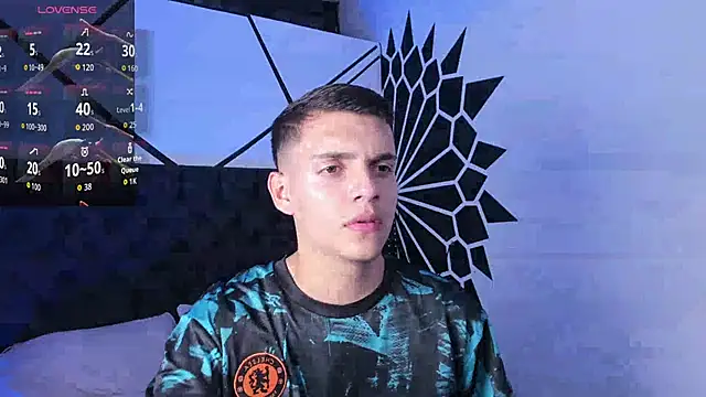Snapshot of JacobRoberts1 chatting on September 27, 2025, 4:18 am JacobRoberts1 online show from September 27, 2025, 4:18 am