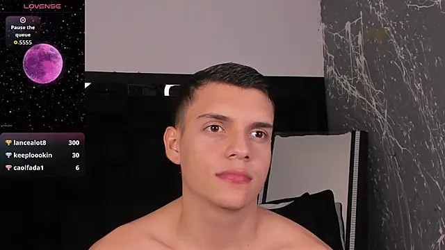 Snapshot of JacobRoberts1 chatting on November 5, 2025, 8:28 am JacobRoberts1 online show from November 5, 2025, 8:28 am