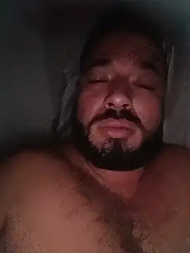 Pedrohott online show from August 2, 2026, 5:50 am