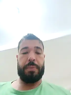 Snapshot of Pedrohott chatting on October 5, 2025, 8:32 pm Pedrohott online show from October 5, 2025, 8:32 pm