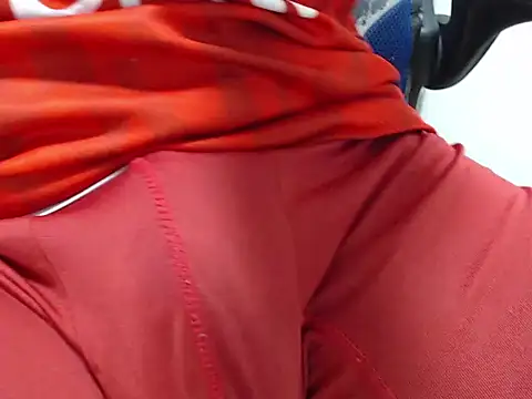 JhonTorres018 online show from November 20, 2025, 9:10 am