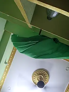 cuteboytelugu online show from April 27, 2026, 4:21 am