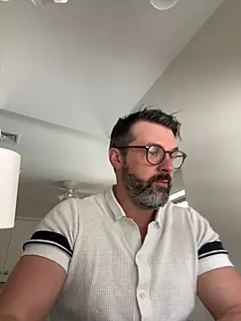 plaintreebull online show from February 19, 2026, 6:27 pm