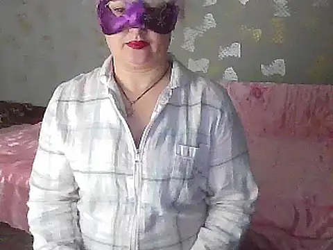 Snapshot of NikolinaBounty chatting on March 18, 2025, 9:32 pm NikolinaBounty online show from March 18, 2025, 9:32 pm