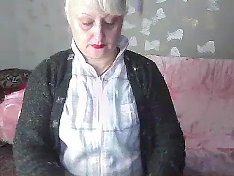 Snapshot of NikolinaBounty chatting on February 21, 2025, 6:04 pm NikolinaBounty online show from February 21, 2025, 6:04 pm