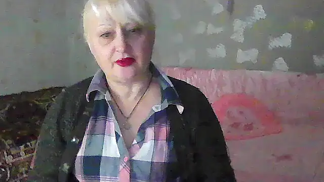 Snapshot of NikolinaBounty chatting on February 16, 2025, 3:59 pm NikolinaBounty online show from February 16, 2025, 3:59 pm