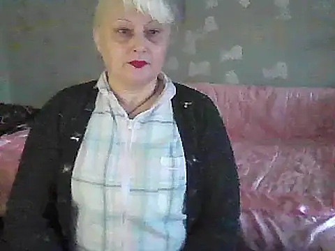 Snapshot of NikolinaBounty chatting on February 19, 2025, 3:05 pm NikolinaBounty online show from February 19, 2025, 3:05 pm
