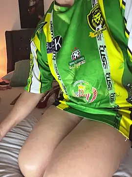 Skay Hot online show from December 2, 2025, 7:15 pm