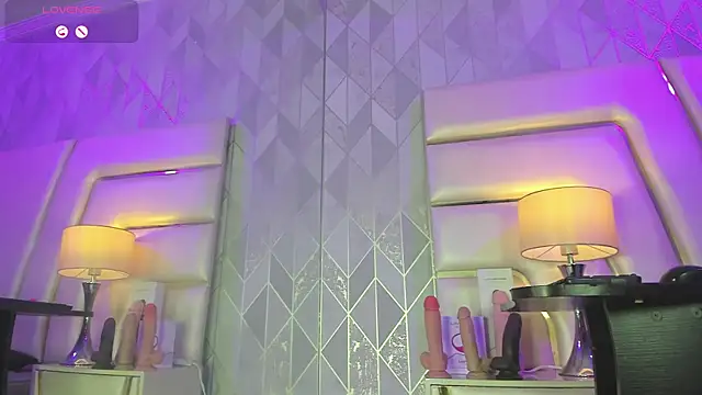 Snapshot of AnahisBennett chatting on November 20, 2025, 4:02 am AnahisBennett online show from November 20, 2025, 4:02 am