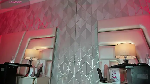 Snapshot of AnahisBennett chatting on November 2, 2025, 11:59 am AnahisBennett online show from November 2, 2025, 11:59 am