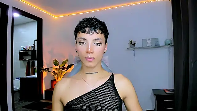 nilam valker online show from October 7, 2025, 11:28 pm