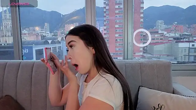 Snapshot of Ivanna_West chatting on April 6, 2026, 11:44 am Ivanna West online show from April 6, 2026, 11:44 am