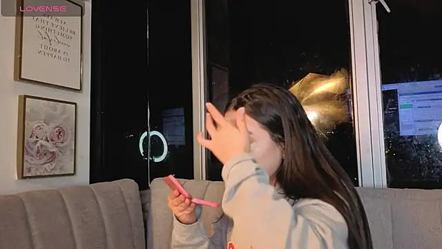 Snapshot of Ivanna_West chatting on April 8, 2026, 9:55 am Ivanna West online show from April 8, 2026, 9:55 am